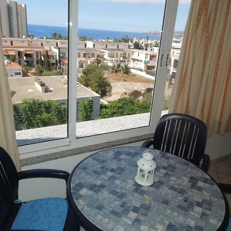 아파트 Tropical, Fantastic Close To The With Pool, Sea-view, Wifi, Sat-tv 아로나