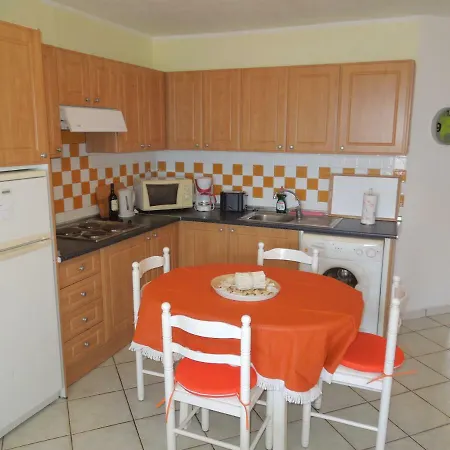 Tropical, Fantastic Close To The With Pool, Sea-view, Wifi, Sat-tv * ארונה