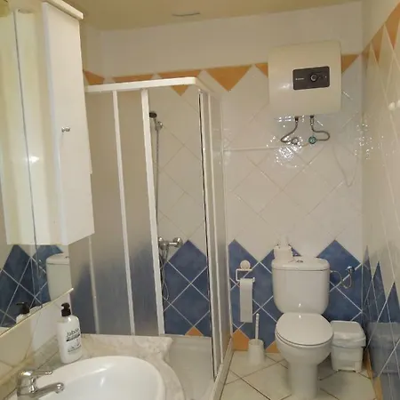 Tropical, Fantastic Close To The With Pool, Sea-view, Wifi, Sat-tv ארונה